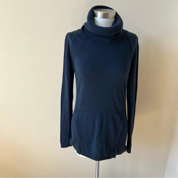 Lululemon Lululemon Sweat And Savasana turtleneck Sweater 17964 - Picture 7 of 13